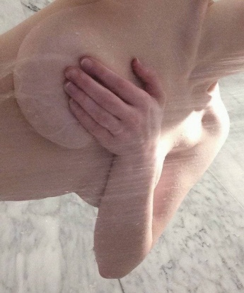 Ласковая кошечка жаждет тебя! Откровенные игры, страсть и нежность - все это и многое другое я могу подарить тебе. Приезжай ко мне и ты вспыхнешь как никогда. Для ценителей качественного и разнообразного отдыха! 10652, 23 года